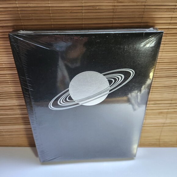 Space Atlas by James Trefil Hardcover National Geographic Society 2012 NEW - Picture 3 of 7